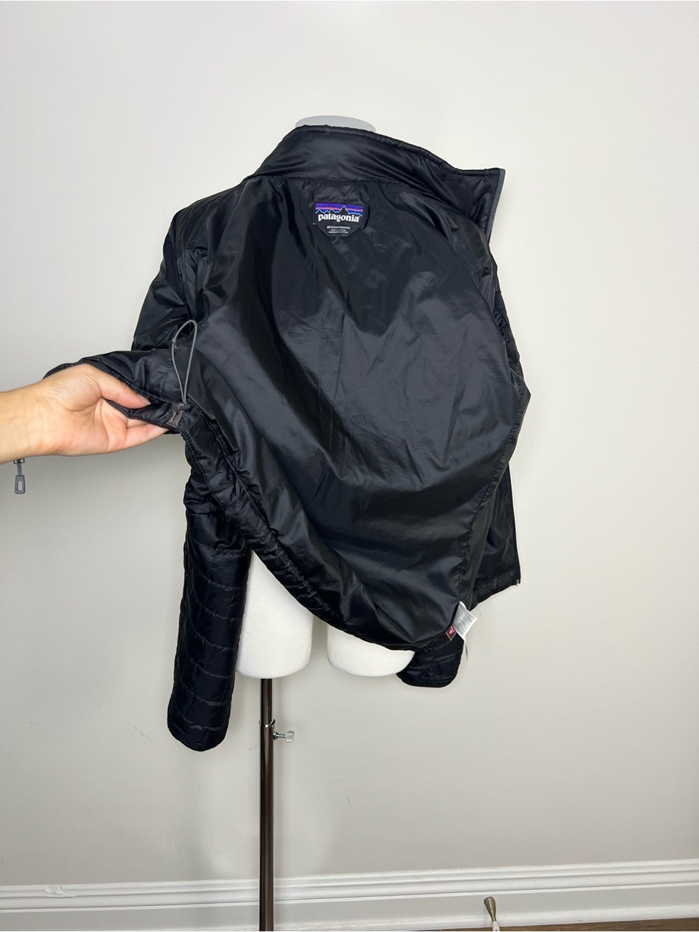 Patagonia Nano Puff Jacket Mens Medium Black Full Zip Insulated Outdoor EUC - Picture 8 of 11